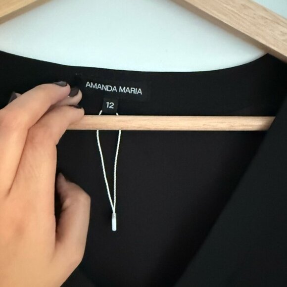 Amanda Maria Black Relaxed Fit Blouse Long Sleeve V-neck Top size 12 - Picture 4 of 9